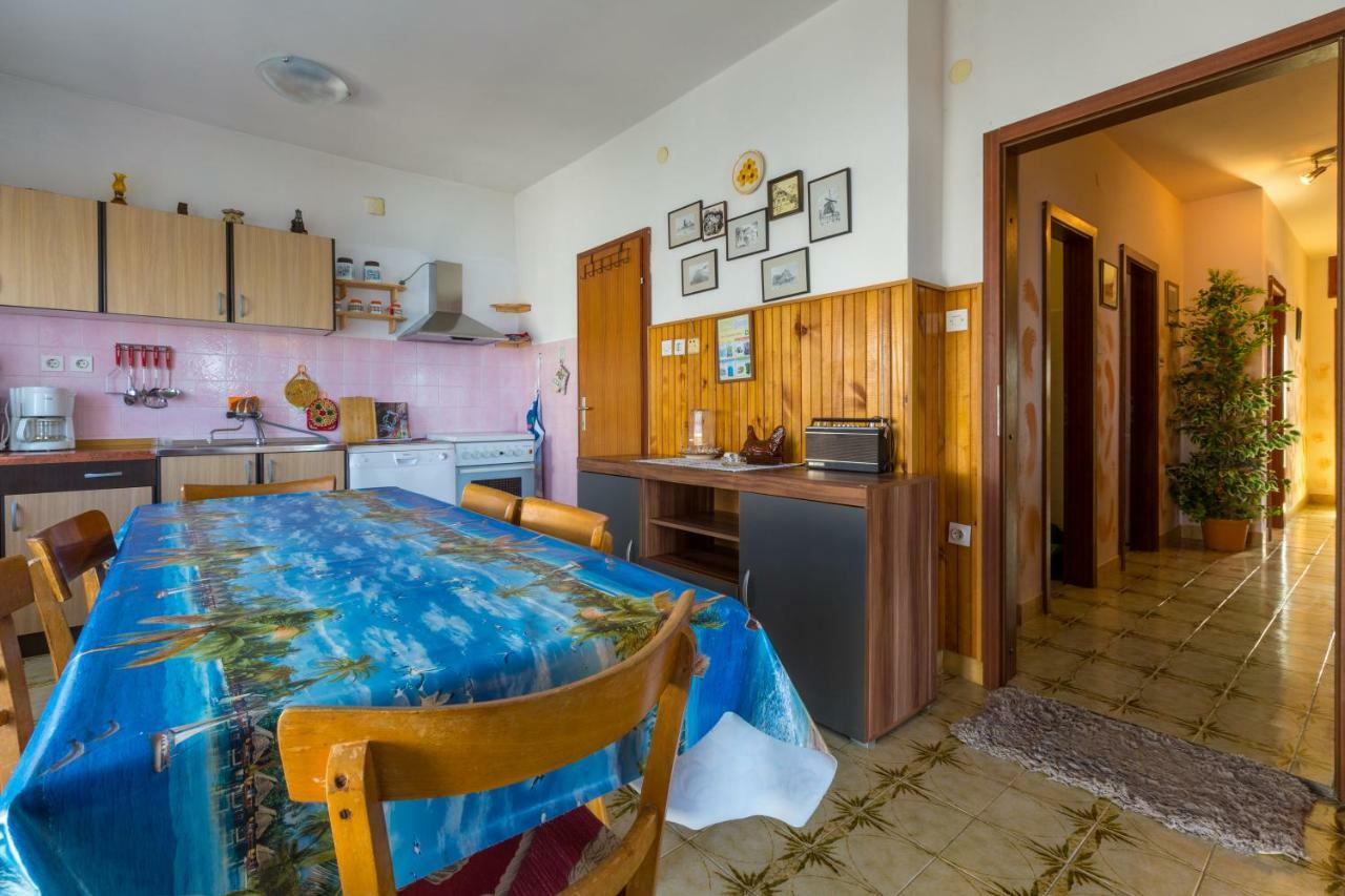 דראמליי Apartman Ivka מראה חיצוני תמונה